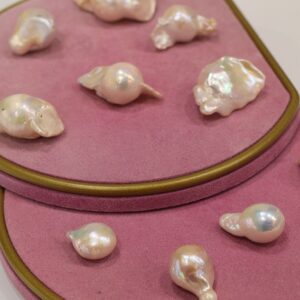 Collar perlas barrocas o keshi con sirga Joyería Cuarzos